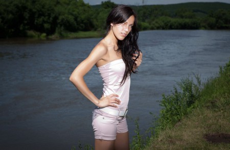 Летняя элегия: Меган A беззаботна