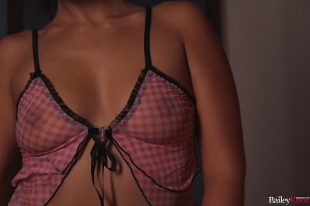 Летнее чувственное фотосет на свежем воздухе