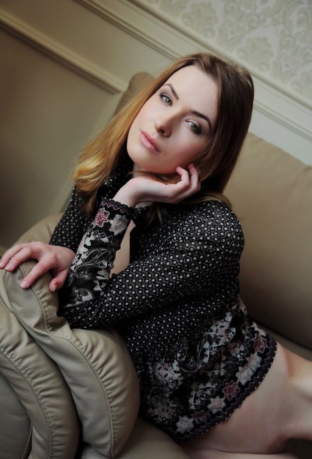 Элегантная Дана: фотосессия в белье