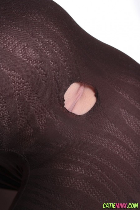 Соблазнительная фотосессия Catie Minx