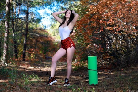 Летняя съемка в лесу