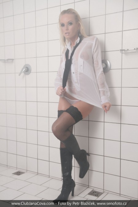 Изящная эротика с Жаной Ковой