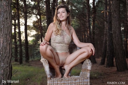 Летняя элегантность: портрет Стефании Биатти