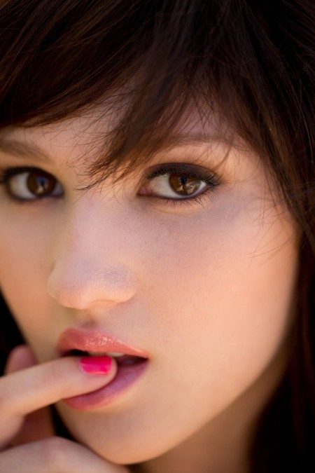 Эротическая фотосессия с девушкой Элленой Вудс