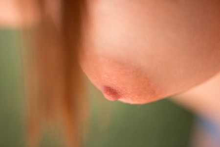 Летнее солнечное настроение с моделью