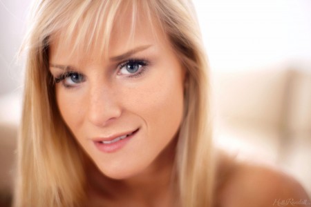 Милая Модель в Белье: Интимная Фотосессия