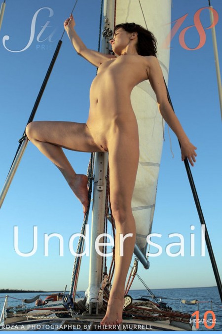 Летний эротический фотосет на яхте