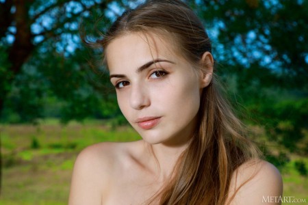 Летний шик: Элле P на природе