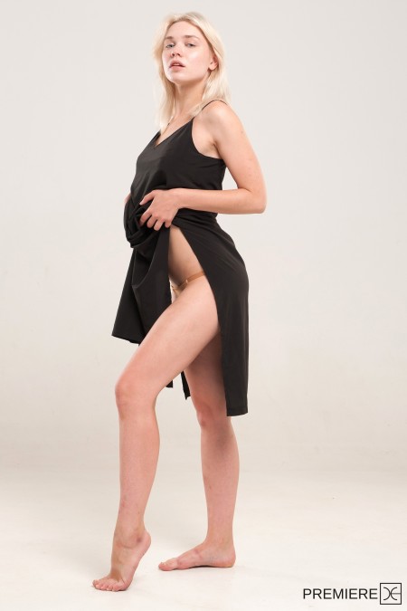 Блондинка Калуа А: элегантная модель