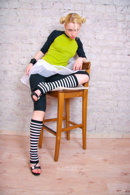 Образование и чувственность: красотка Оля