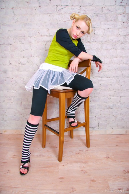 Образование и чувственность: красотка Оля