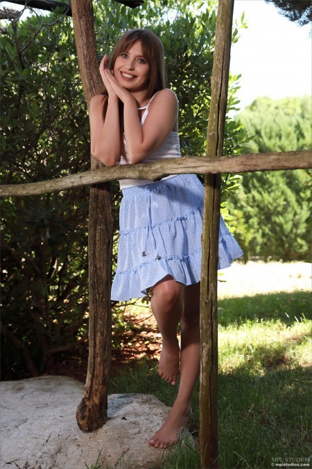 Летняя натуралистическая фотосессия с Aristeia A