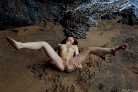 Летняя сенсуальность: модель Keira Blue