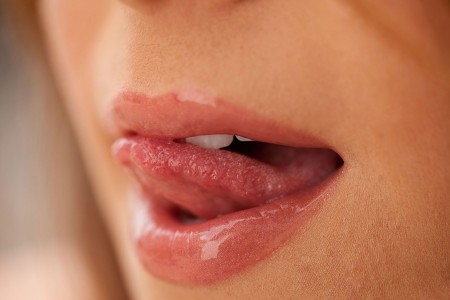 Амбер Сим: Соблазнительная эротическая фотосессия