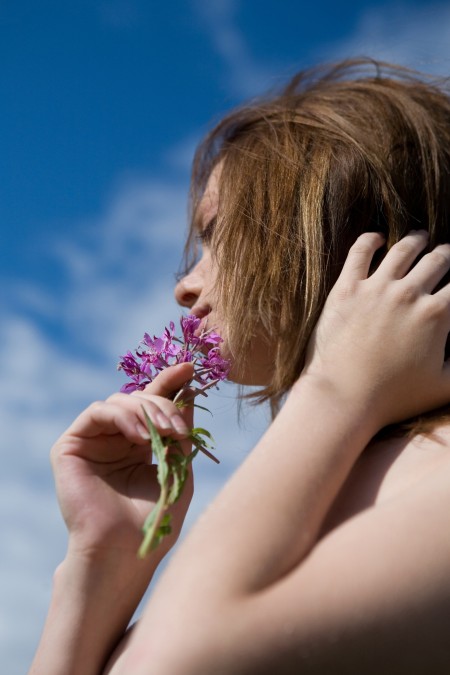 Летнее блаженство: Кайли дикая и чувственная