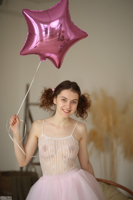 Нежная балерина: фотосет в стиле эротики