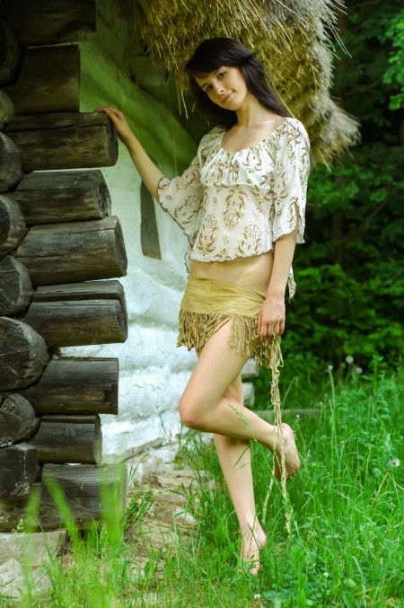 Летнее чувственное фото: девушка Eldoris Q