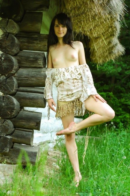 Летнее чувственное фото: девушка Eldoris Q