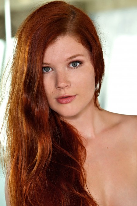 Миа Соллис: элегантная модель в стиле fashion