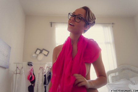 Соблазнительная фотосессия в стиле гламура