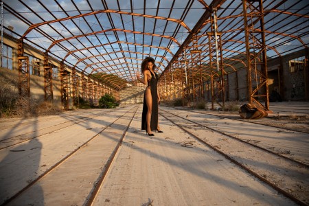 Летнее чувственное фото показ модели