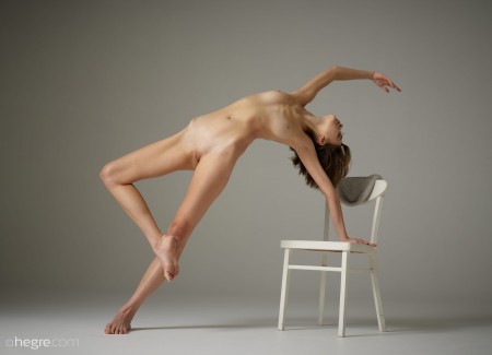 Элегантная Ханна: модель в сенсуальной фотосессии