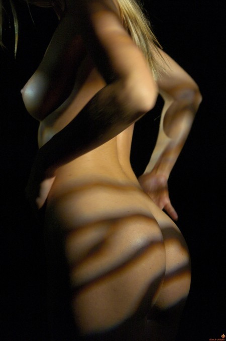 Маркета Белоноха: соблазнительная секс-символ в студийной фотосессии