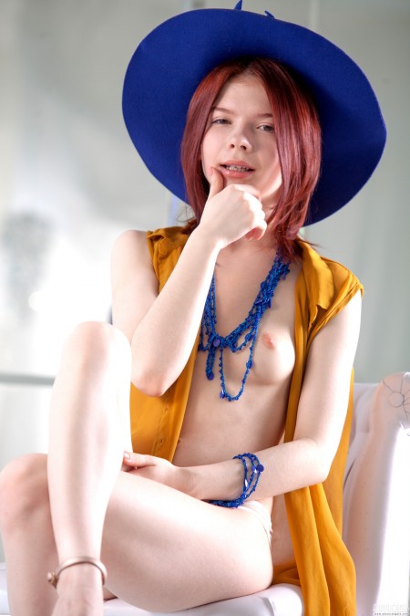 Веселая фотосессия: Рензи А в домашней обстановке