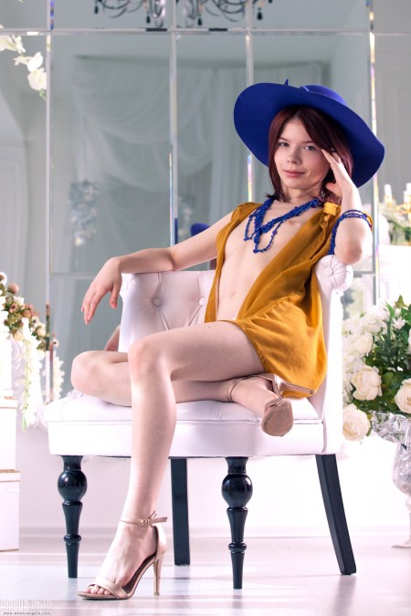 Веселая фотосессия: Рензи А в домашней обстановке