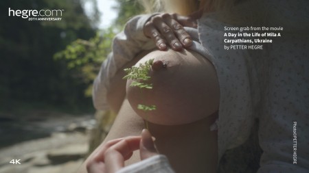 Летняя счастливая Мила: чувственная фотосессия