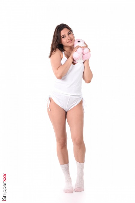 Эротический фотосет с улыбающейся Элли Луной