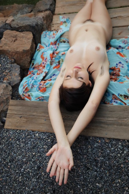 Летняя модель в природе: Flaca A