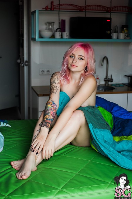 Любовь Речицкая: чувственная эротика и модная радость