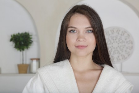 Обворожительная Адриана Фаун в домашней обстановке