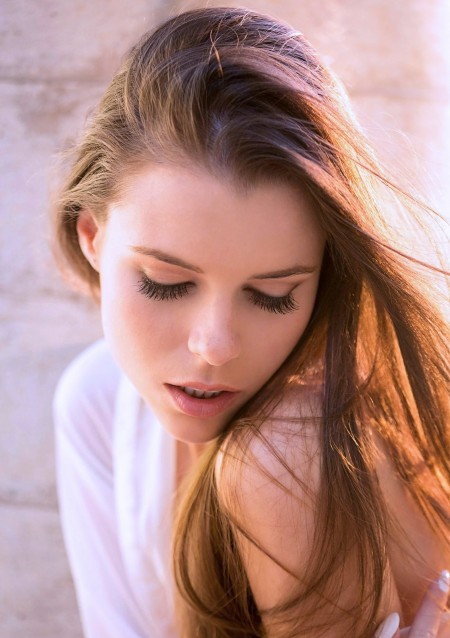 Алекса Слусарчи: Современная Сущность Женственности