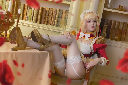 Веселая и чувственная Helly Von