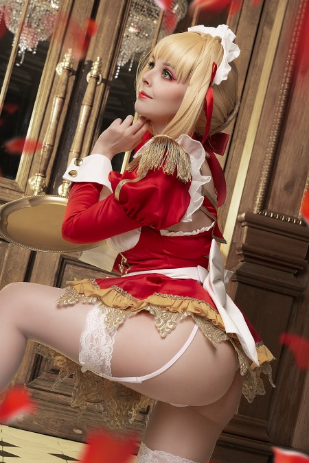 Веселая и чувственная Helly Von