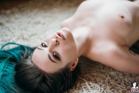 Эротическая фотосессия с девушкой Aurra Lee