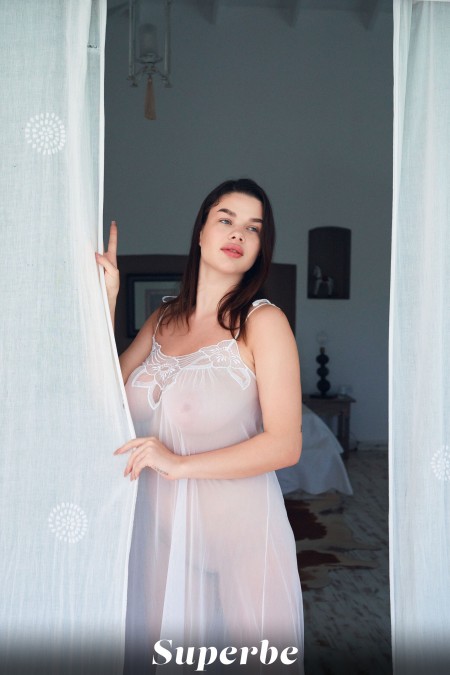 Летняя натура: фотосет с Лолой