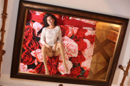 Уютная домашняя фотосессия с Ванессой Анджелис