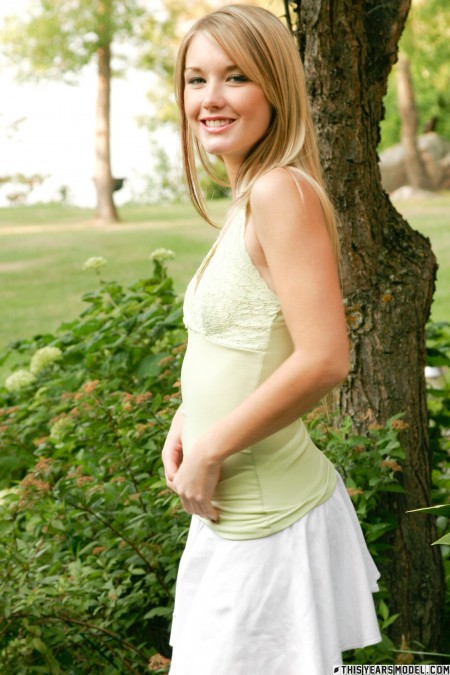 Лесная красавица: летнее счастье на природе