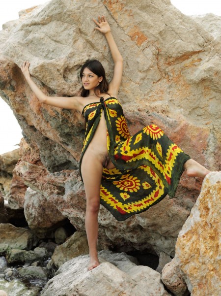 Софи А - летняя модель: элегантность и сексуальность