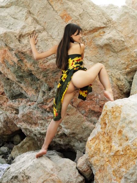 Софи А - летняя модель: элегантность и сексуальность