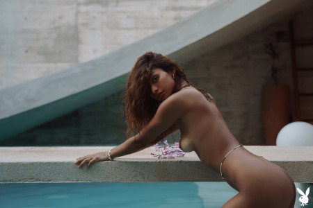 Летнее чувственное фото: Каролина Рейес