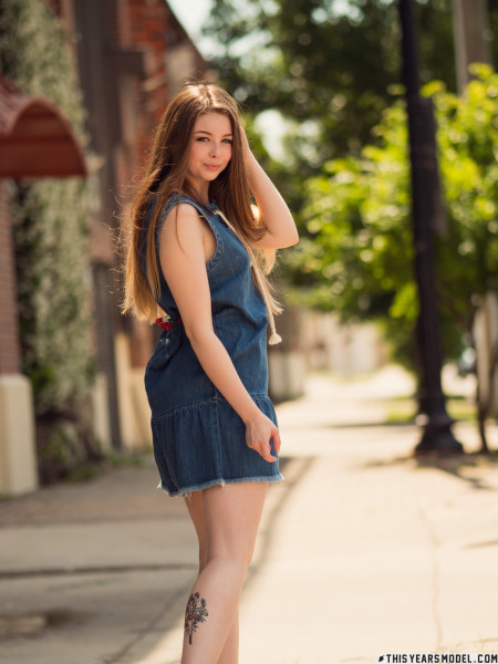 Лана Ли: летняя чувственность на свежем воздухе