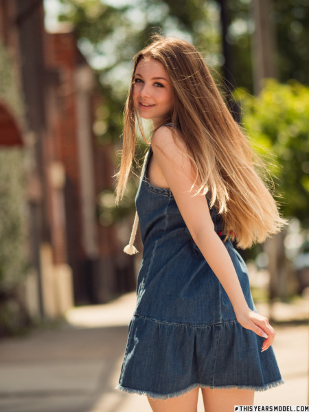 Лана Ли: летняя чувственность на свежем воздухе