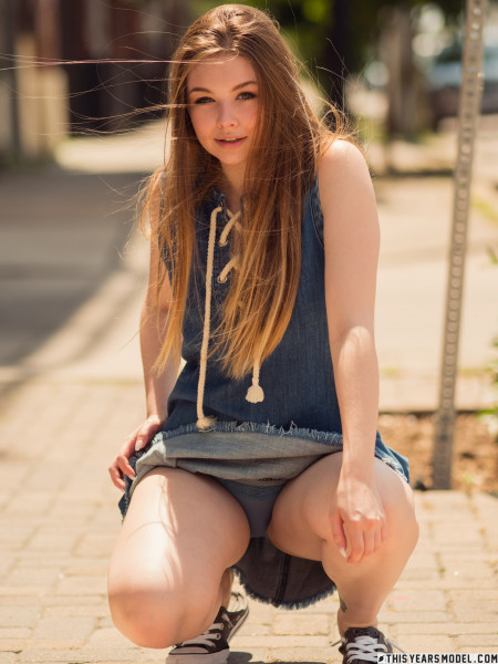 Лана Ли: летняя чувственность на свежем воздухе