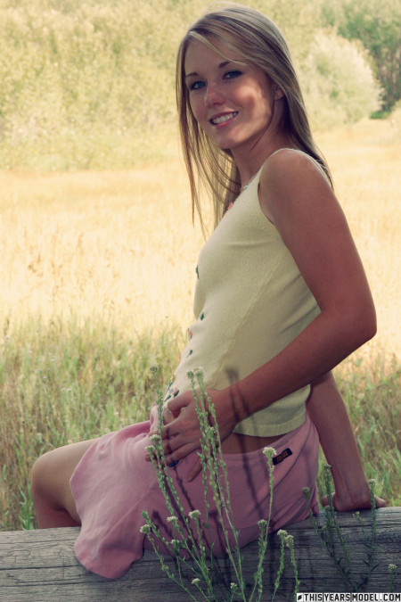 Летняя счастливая натура в природе