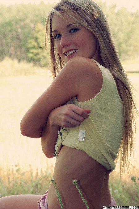 Летняя счастливая натура в природе