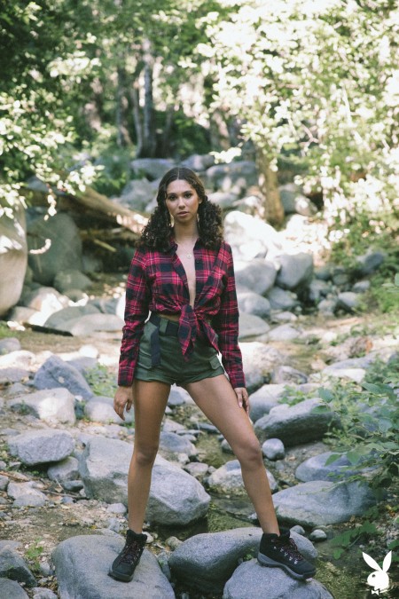 Природная сенсуальность: Майя Серена голая